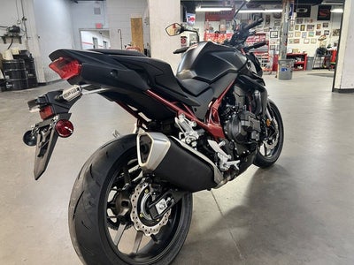 2026 Honda CB750 Hornet E-Clutch