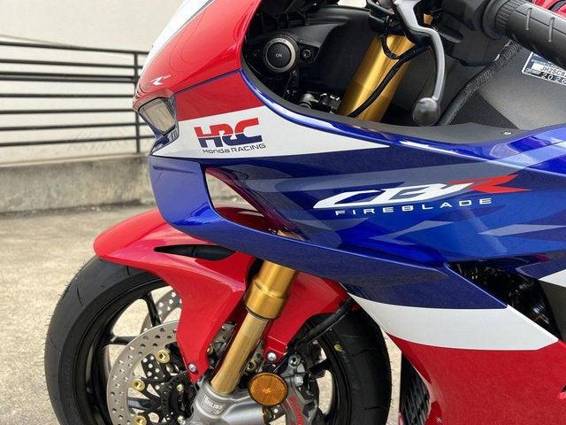 2026 Honda CBR1000RR-R Fireblade SP Base