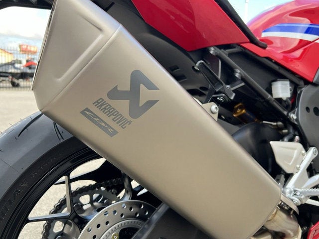 2026 Honda CBR1000RR-R Fireblade SP Base