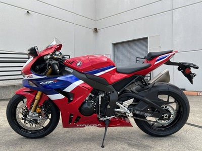 2026 Honda CBR1000RR-R Fireblade SP