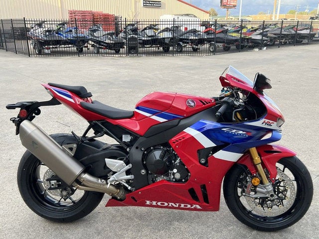 2026 Honda CBR1000RR-R Fireblade SP