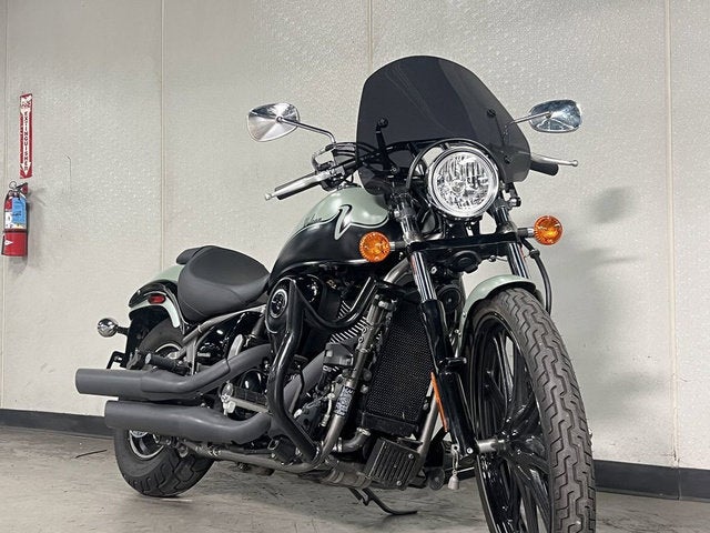 2023 Kawasaki Vulcan 900 Custom