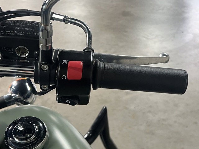 2023 Kawasaki Vulcan 900 Custom