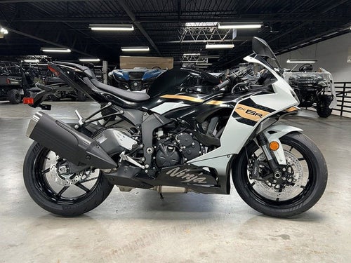 2026 Kawasaki Ninja ZX -6R Base