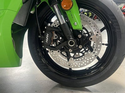 2026 Kawasaki Ninja ZX -6R Base