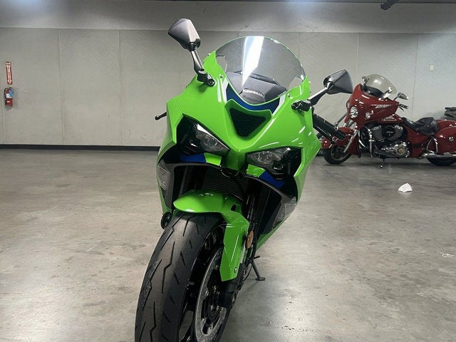 2026 Kawasaki Ninja ZX -6R Base