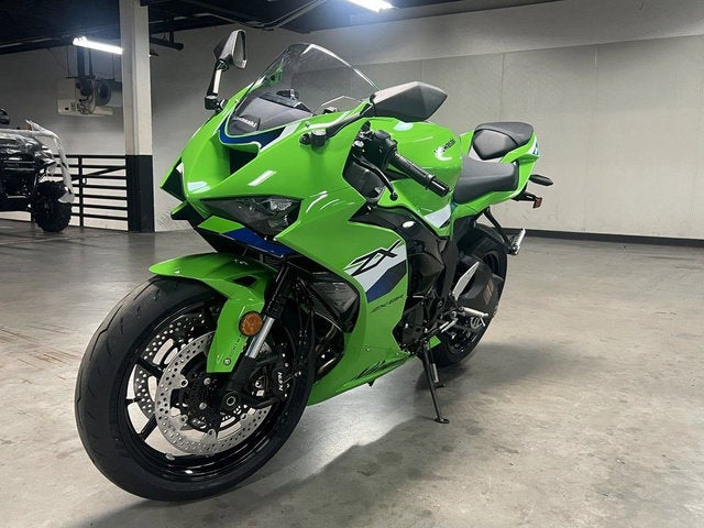 2026 Kawasaki Ninja ZX -6R Base
