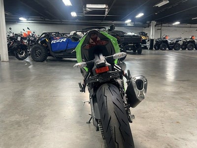 2026 Kawasaki Ninja ZX -6R Base