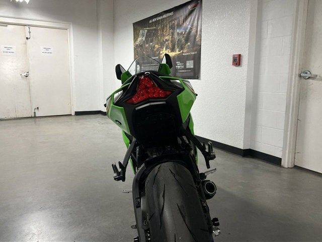 2025 Kawasaki Ninja ZX -10R KRT Edition ABS Base