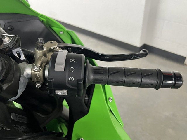 2025 Kawasaki Ninja ZX -10R KRT Edition ABS Base