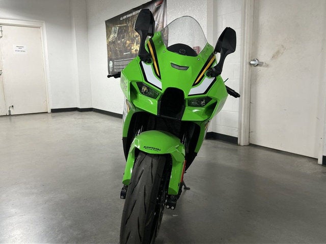 2025 Kawasaki Ninja ZX -10R KRT Edition ABS Base