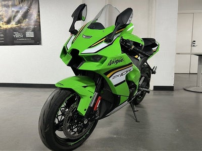 2025 Kawasaki Ninja ZX -10R KRT Edition ABS Base