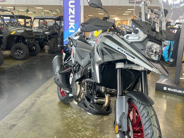 2025 Suzuki V-Strom 1050 Base