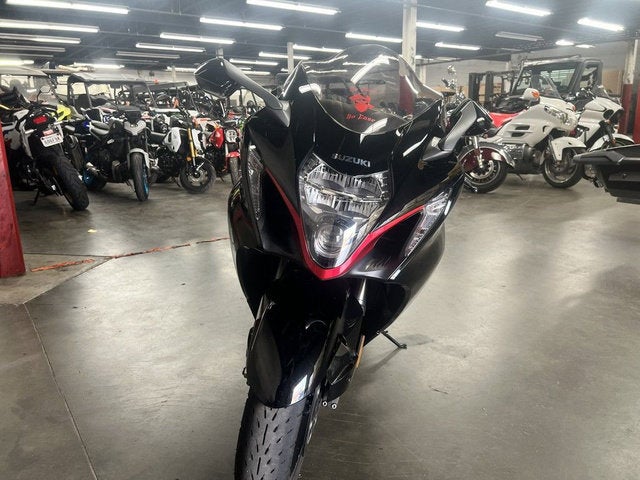 2026 Suzuki Hayabusa Base