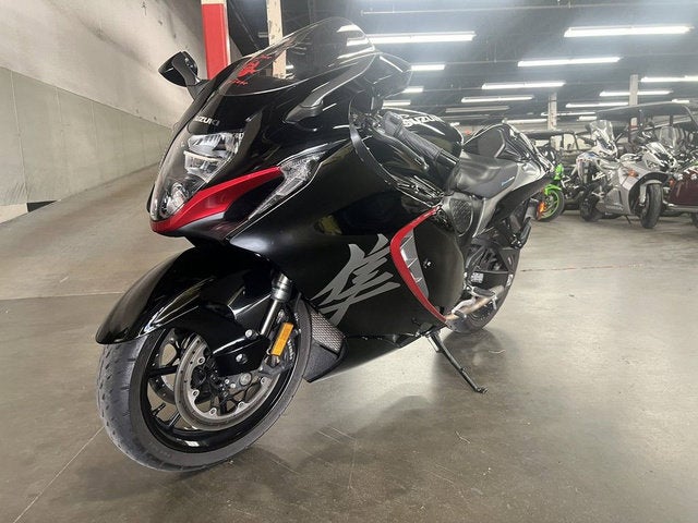 2026 Suzuki Hayabusa Base