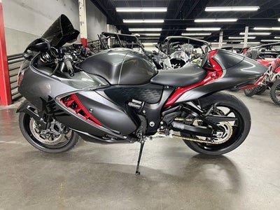 2023 Suzuki Hayabusa Base
