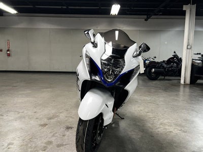 2026 Suzuki Hayabusa Base