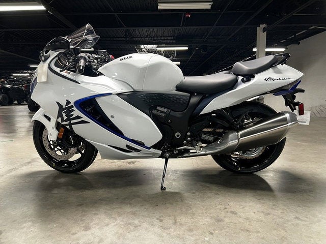 2026 Suzuki Hayabusa Base