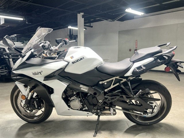 2026 Suzuki GSX-S 1000GT