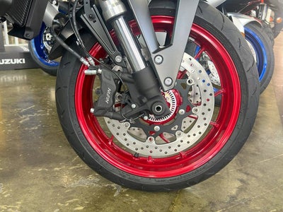 2025 Suzuki GSX-8S Base