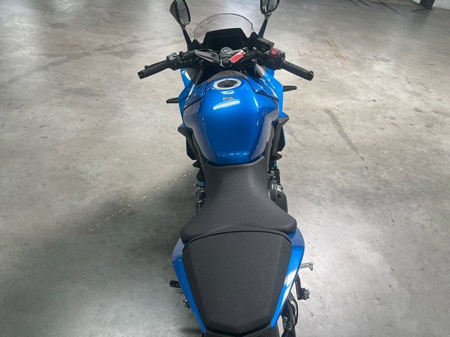 2026 Suzuki GSX-8R Base