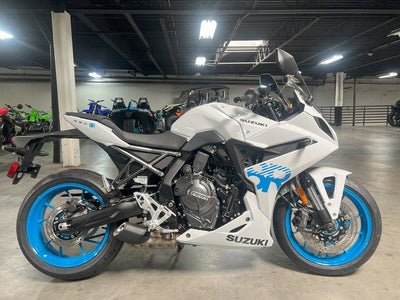 2026 Suzuki GSX-8R Base
