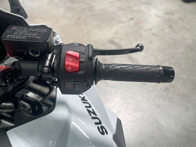 2026 Suzuki GSX-8R Base