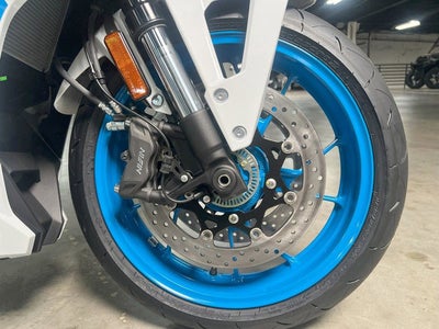 2026 Suzuki GSX-8R Base