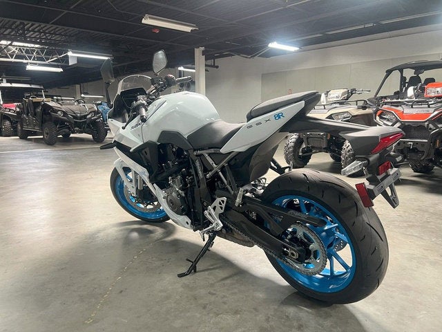 2026 Suzuki GSX-8R Base