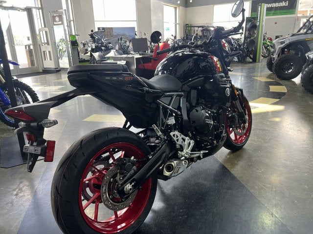 2026 Suzuki GSX-8TT Base