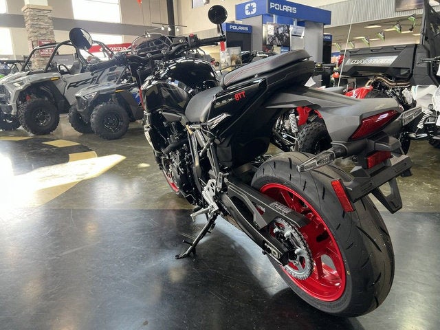 2026 Suzuki GSX-8TT Base