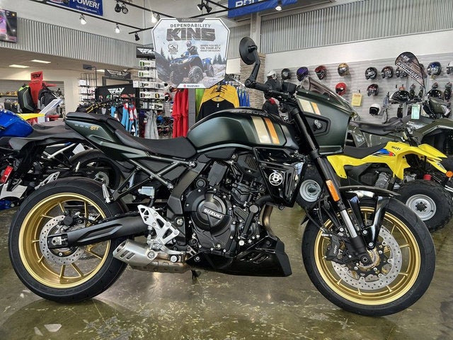 2026 Suzuki GSX-8TT Base