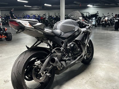 2025 Suzuki GSX-R 600