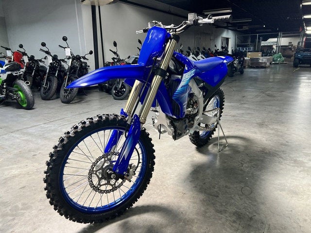 2027 Yamaha YZ250F Base