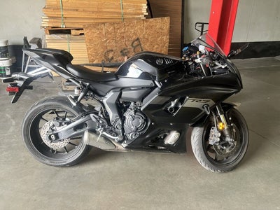 2025 Yamaha YZF R7