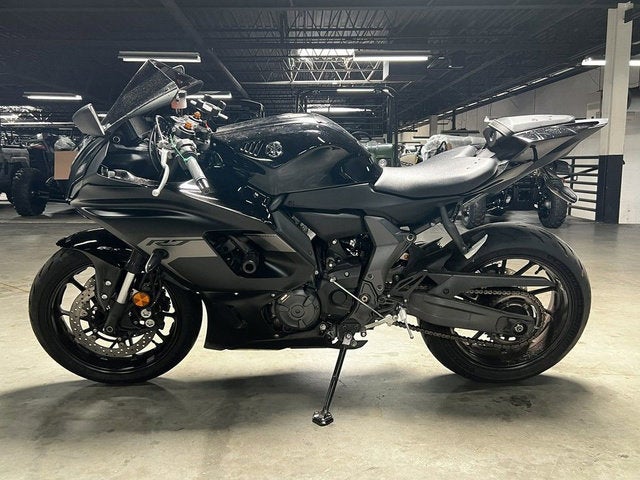 2025 Yamaha YZF R7