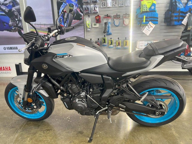 2025 Yamaha MT 07