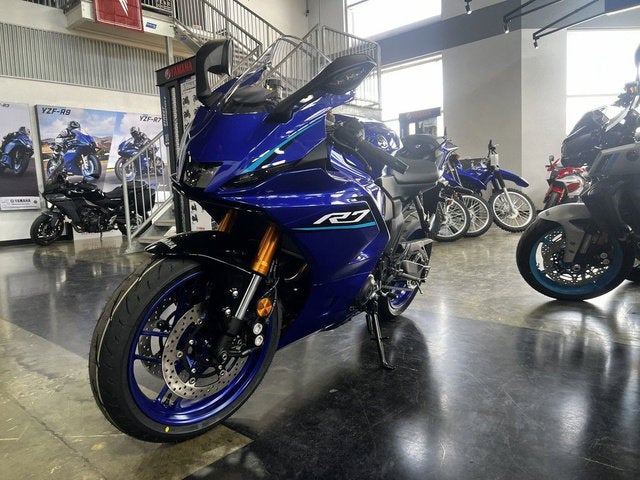 2026 Yamaha YZF-R7 Base