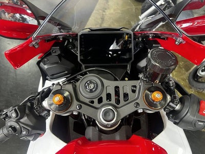2026 Yamaha YZF-R7 70th Anniversary Edition Base