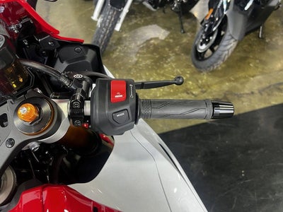 2026 Yamaha YZF-R7 70th Anniversary Edition Base