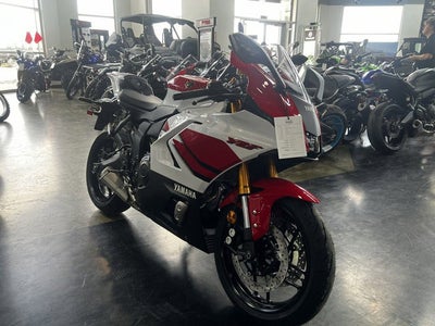 2026 Yamaha YZF-R7 70th Anniversary Edition Base