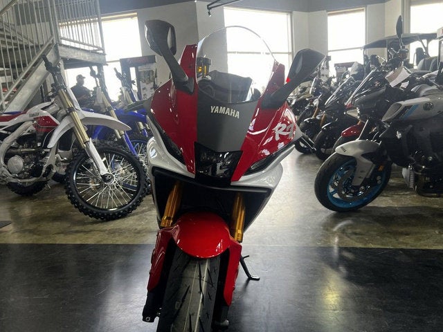 2026 Yamaha YZF-R7 70th Anniversary Edition Base
