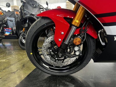 2026 Yamaha YZF-R7 70th Anniversary Edition Base