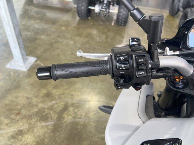 2025 Yamaha MT 10