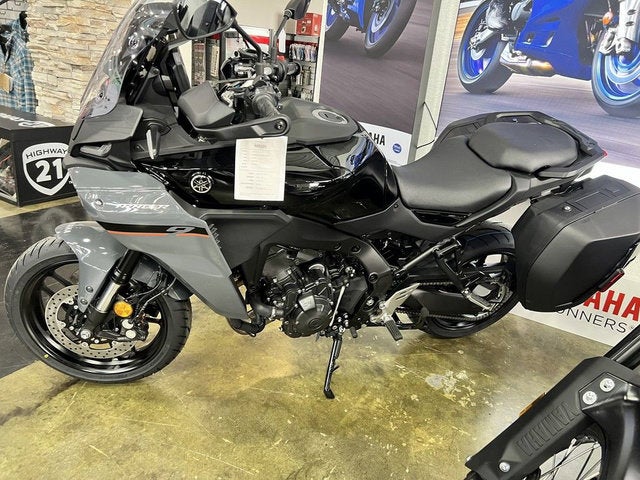 2026 Yamaha Tracer 9 Base