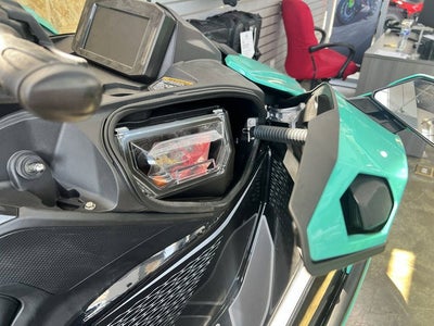 2026 Kawasaki Jet Ski Ultra 310 LX-S Base