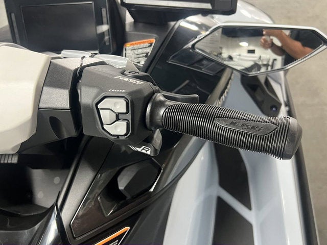 2025 Kawasaki Ultra 160 LX-S Angler