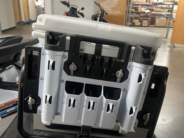 2025 Kawasaki Ultra 160 LX-S Angler