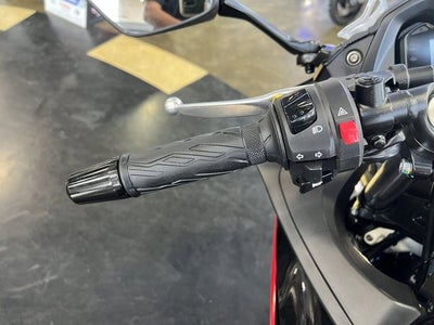 2025 Suzuki GSX 250R ABS