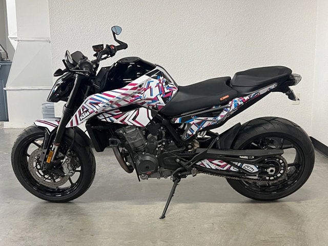 2024 KTM 790 DUKE Base